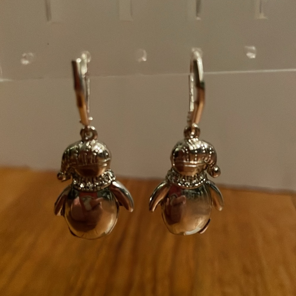 Napier holiday penguin drop earrings. Perfect for winter or holiday - Picture 13 of 17